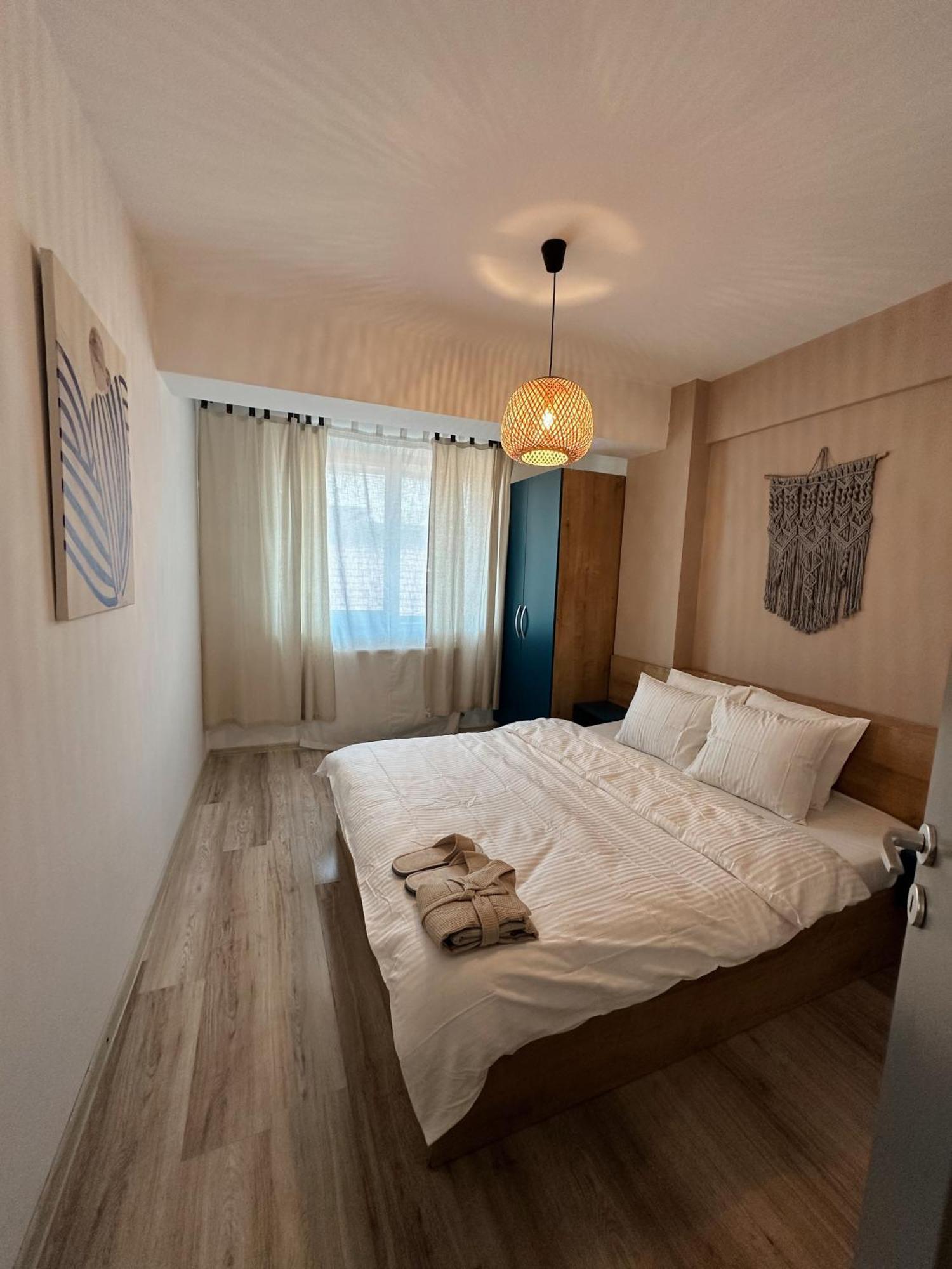Modern Flat - Apartament Nou Aproape De Spital Si Aeroport Iasi Bagian luar foto