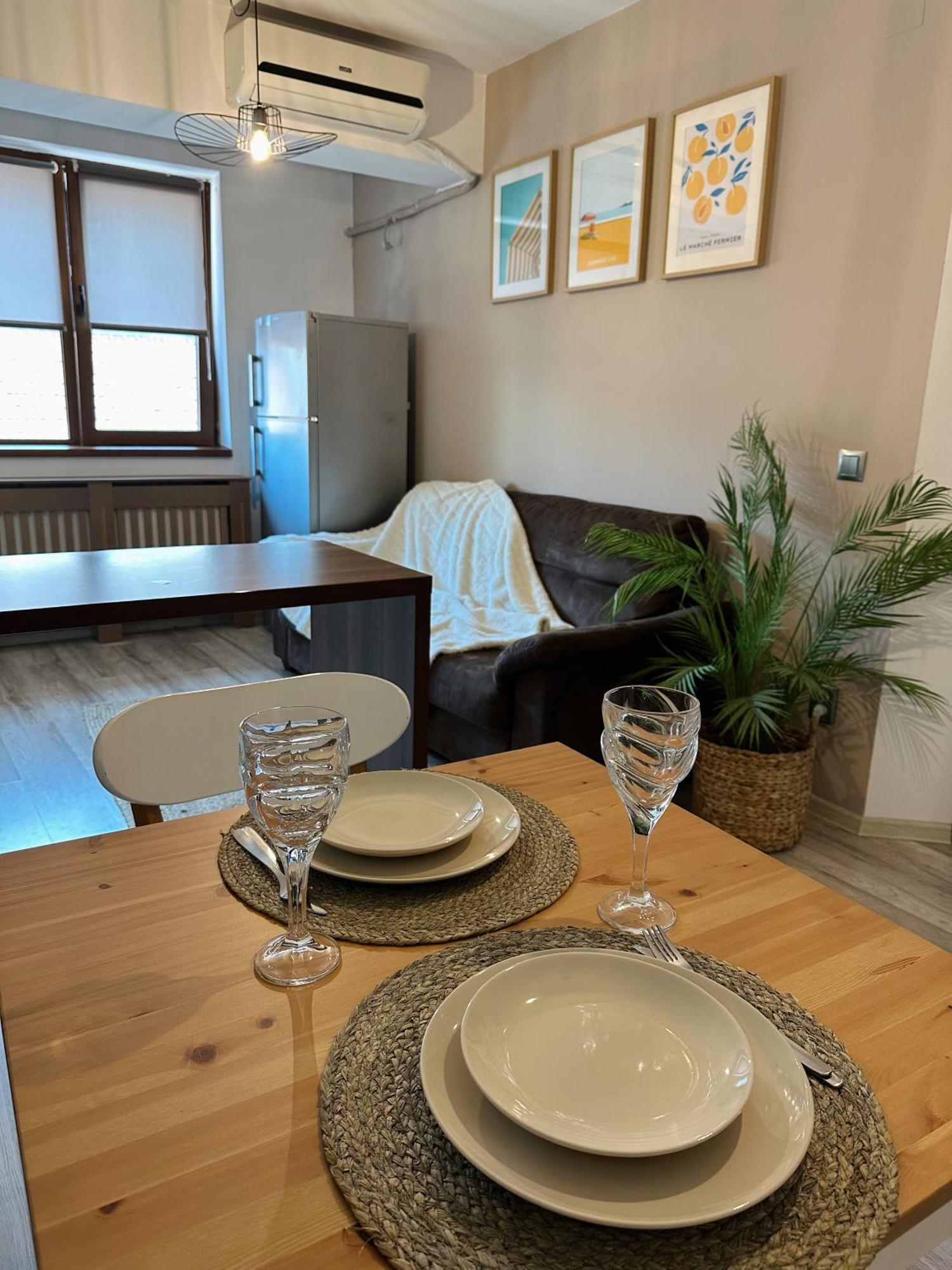 Modern Flat - Apartament Nou Aproape De Spital Si Aeroport Iasi Bagian luar foto